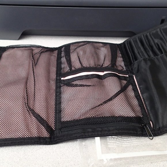 COPY - Mary Kay Smaller Brush Collection Bag- No Brushes - Picture 3 of 3